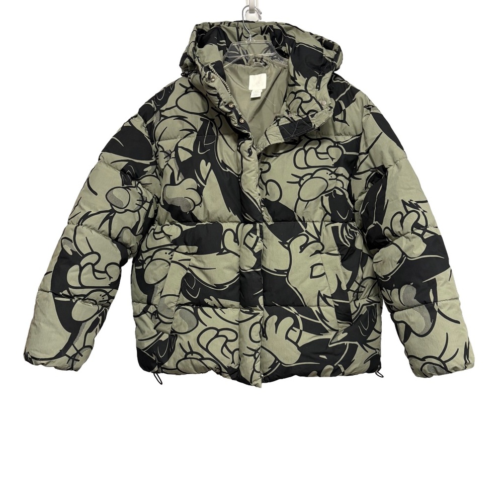 H&M Looney Tunes “Sylvester the Cat” Hooded Oversized Puffer Jacket